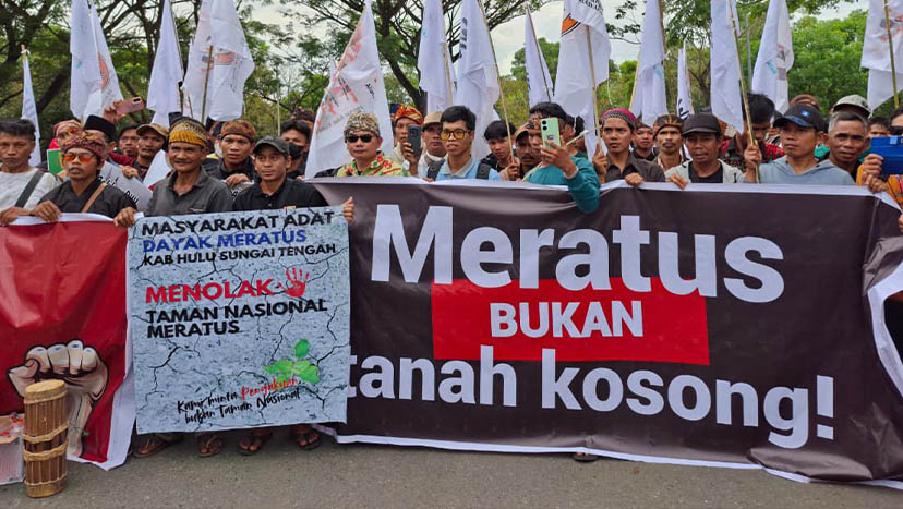 Foto dokumentasi aksi damai di depan Kantor Gubernur Kalsel.