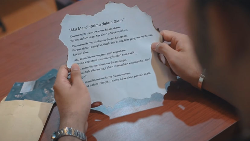 tangkapan layar desau band